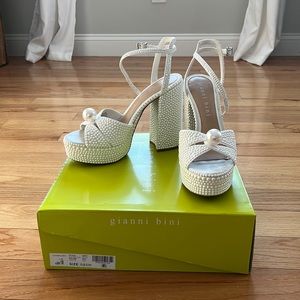 Gianna Bini Kemara Pearl Platforms